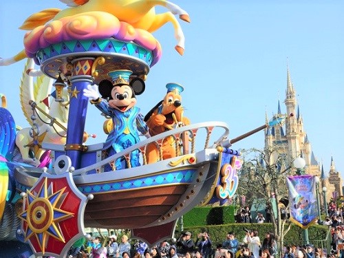 disney land 8